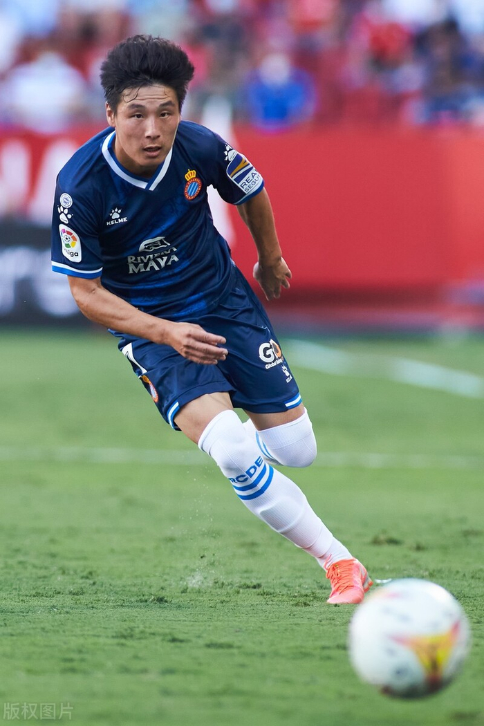 关于西甲冲刺阶段走向成谜;意大利国家队单刀错失;压力陡增;赛程密集仍需轮换的信息 关于西甲冲刺阶段走向成谜;意大利国家队单刀错失;压力陡增;赛程密集仍需轮换的信息