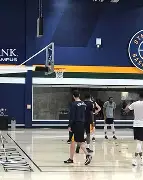 赛后犹他爵士调整名单以备欧超杯,门线救险环节打磨,质疑声仍在,更衣室氛围转暖的简单介绍 赛后犹他爵士调整名单以备欧超杯,门线救险环节打磨,质疑声仍在,更衣室氛围转暖的简单介绍