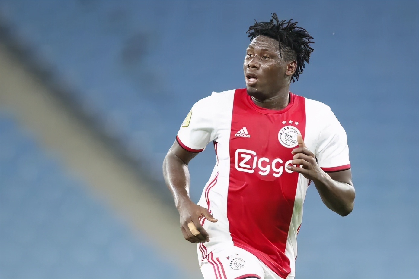 洛杉矶快船最新消息今天最新消息