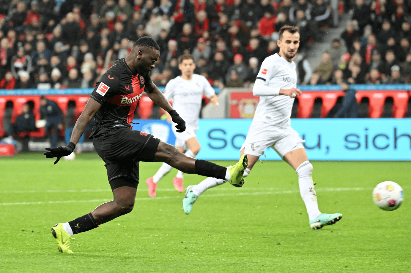 开云入口 -集结日德国杯焦点战，塞维利亚远射贴柱，底气十足，轮换策略成焦点的简单介绍